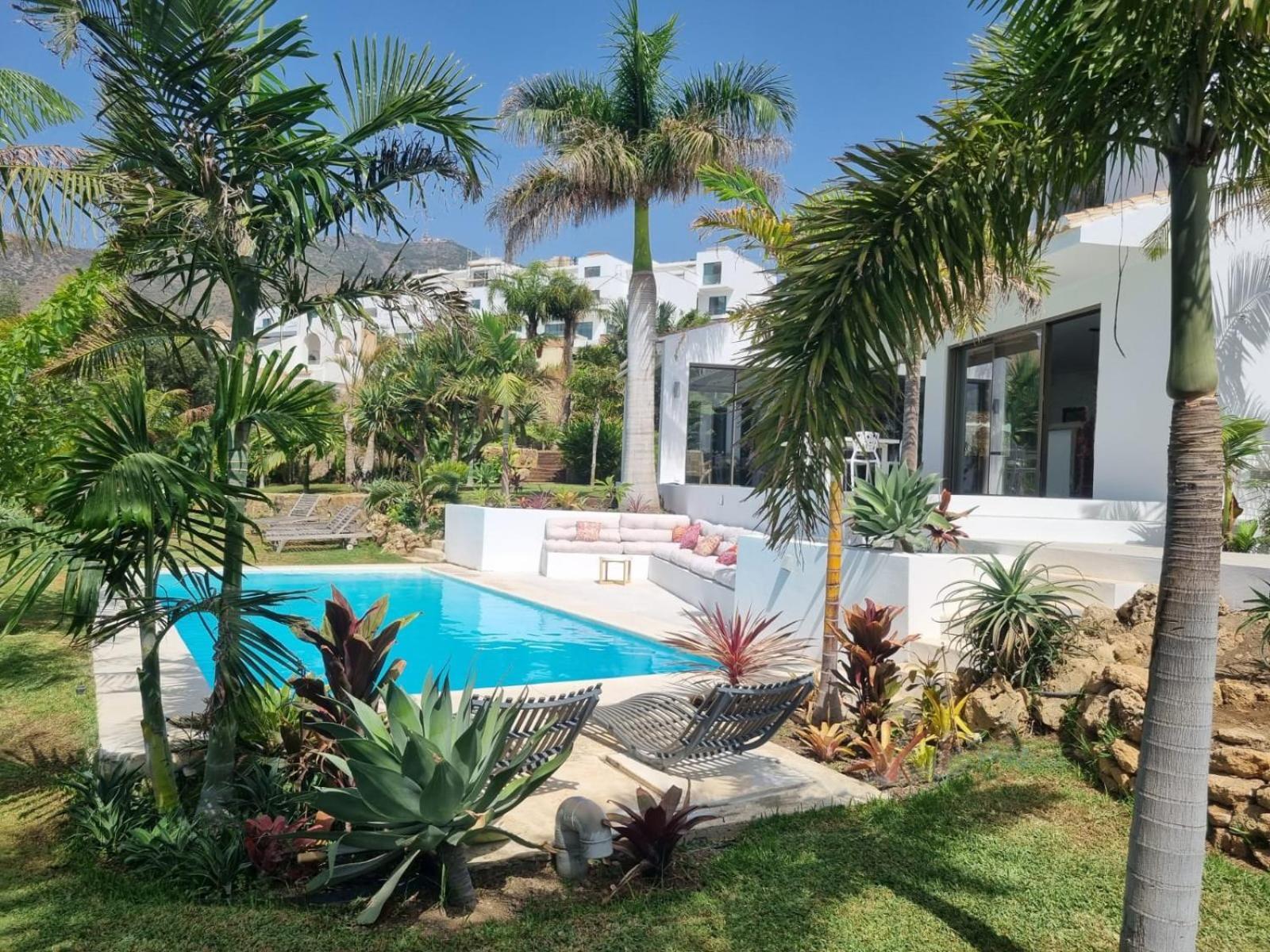 Bed & Breakfast In Villa Eden Palm Benalmádena Extérieur photo