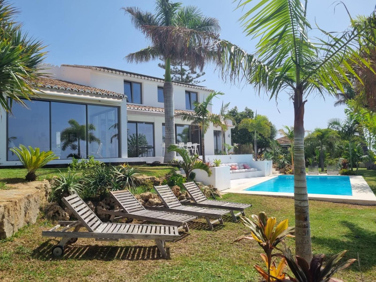 Bed & Breakfast In Villa Eden Palm Benalmádena Extérieur photo